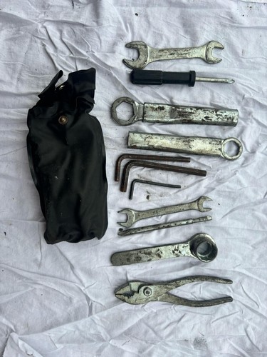 Trousse outils kawasaki 600 - trousse,