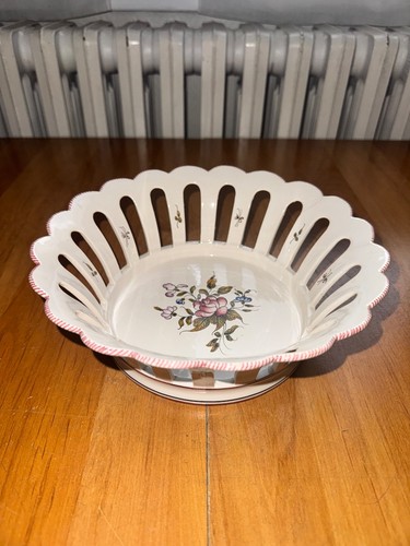 Coupe ajourée porcelaine