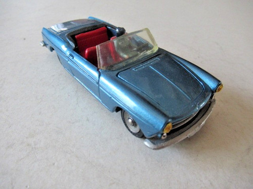 Dinky toys ref 528 peugeot - 528, 404