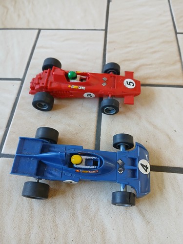 Lot voitures de circuit - de,
