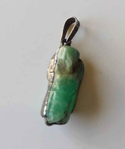 Pendentif emeraude brute - en,