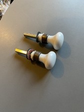 Ancienne Poignée bouton de meuble carré tiroir fenêtre porcelaine laiton vintage