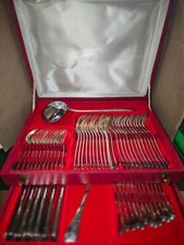 MENAGERE METAL ARGENTE  – 62 pièces – poinçon Emile Bergeron