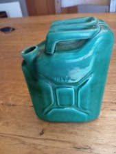 JERRICAN 1944 FRANOR  ROYALE FAIENCE VINTAGE HAUTEUR 17 CM TBE