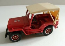 1/43 JEEP pompiers le 18 Solido France