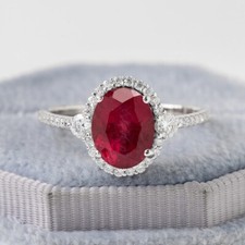 Coupe Ovale Rubis Fiançailles