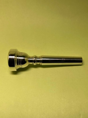 Embouchure trompette coupe