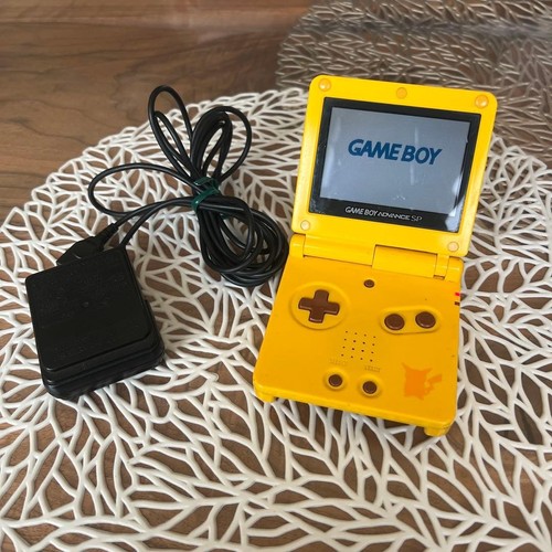 Pikachu edition pokemon jaune - pikachu,
