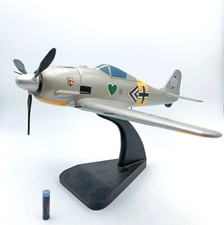 Avion en bois 38cm sur socle