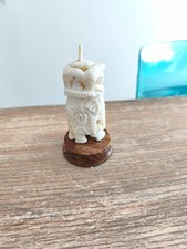 Flacon  Chinois sculpté