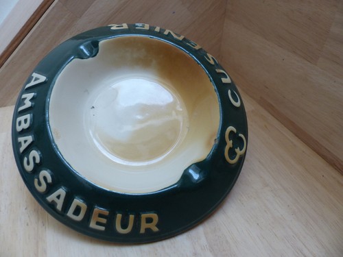 Ancien cendrier publicitaire