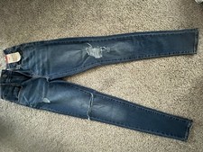 Levi’s skinny jeans