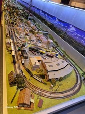 Réseau échelle Z complet – Œuvre artisanale unique – Fonctionnel et décoré