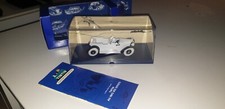Voiture tintin atlas aux - aux, pays