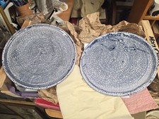 Paire de plats en grès