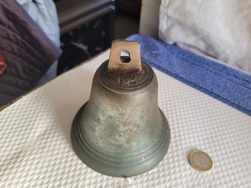 Ancienne cloche en - n°12,