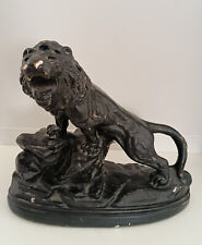 Sculpture animalière Lion en plâtre signée BACCI