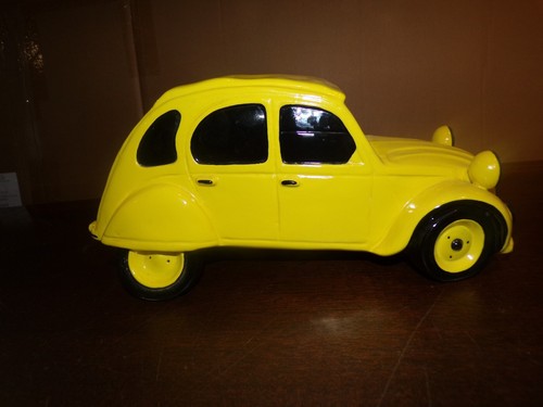 Voiture tirelire en - cv,