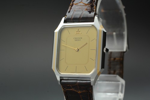 Presque comme neuve montre - comme,