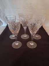 5 verre à vin en cristal de Saint louis  modèle Chantilly Signé H 15,2 cm