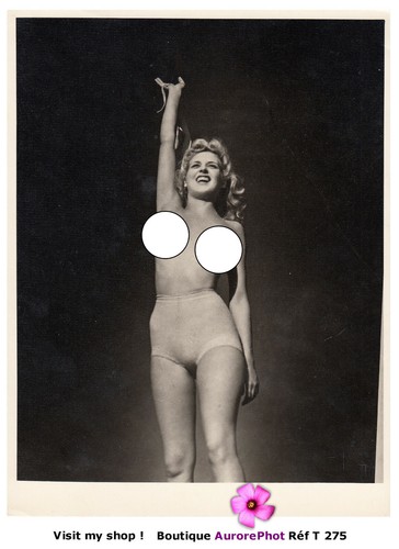 Femme aux seins - femme,