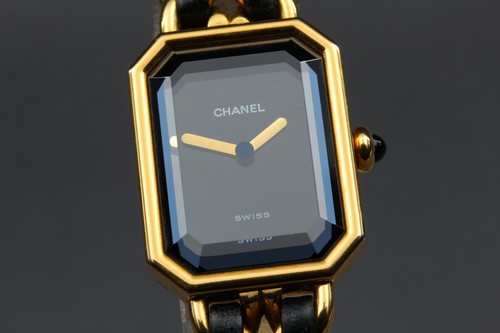 Presque comme neuve montre - neuve*,