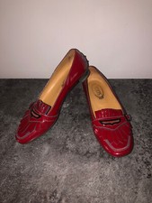 mocassins ballerines cuir vernis rouge TOD'S  pointure 39 excellent état