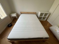 matelas avec cadre de lit et sommier 140x200 IKEA