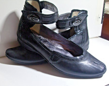 MAM'ZELLE-paire d'escarpins à