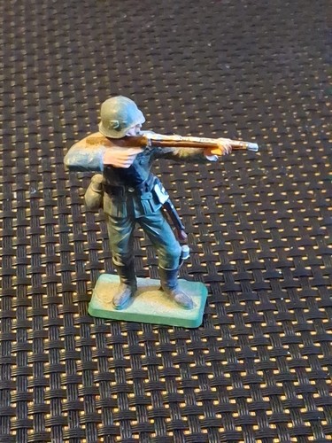 Starlux figurine allemand ww - figurine., allemand.