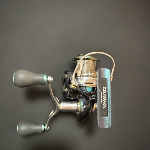 Daiwa emeraldas 2500 spinning - daiwa,