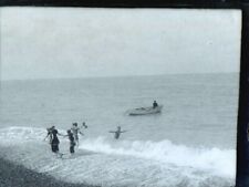 LOT DE 2 PLAQUES PHOTO VERRE 12 x 9 CM , NEGATIF , BORD DE MER PLAGE BAIGNADE