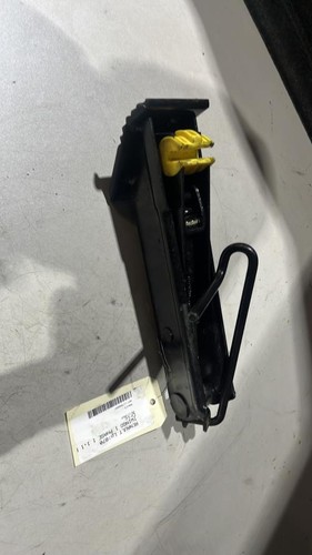Cric renault twingo phase 1 - 1,