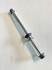 Axe roue avant Yamaha 125 TW - DE01