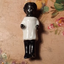 Fève 1ère Epoque BEAU BAIGNEUR NOIR CHEMISE H.4,5cm porcelaine émaillée