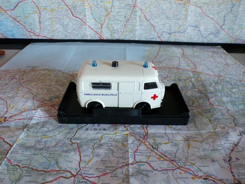 Peugeot vitré ambulance - d4,