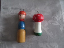 LOT 2 ANCIENS TRICOTINS BOIS