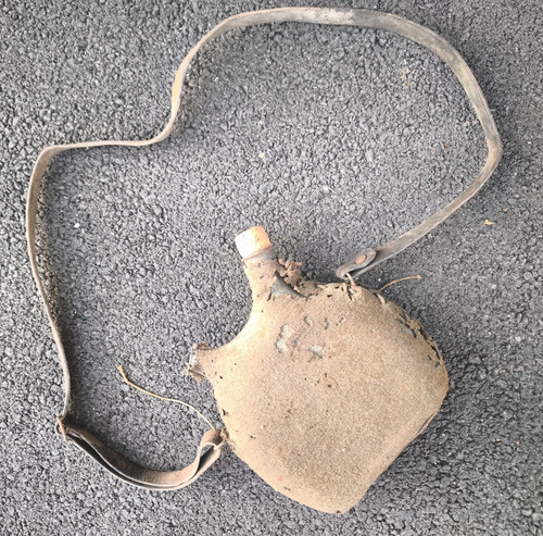 Gourde 1877 litres - 2, goulots