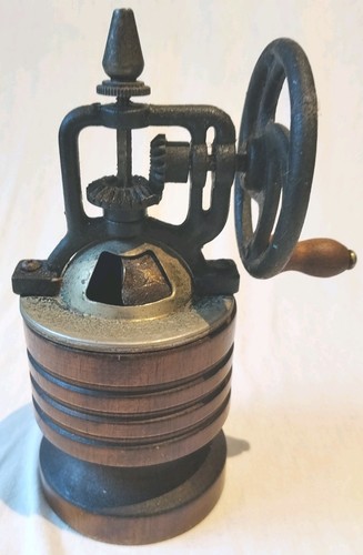 Ancien moulin café - ancien, vintage