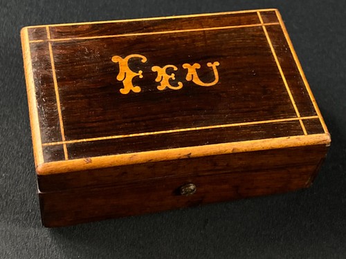 Boîte feu - à,