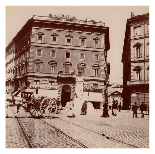 Italie rome corso statue - rome,, corso,