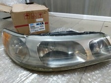 Bloc optique complet avec faisceau elec d occasion en très bon état TOWN CAR