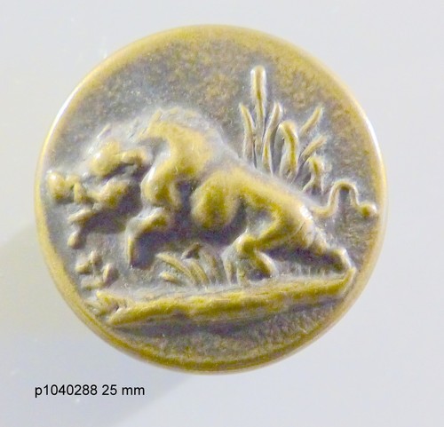 Bouton - ,