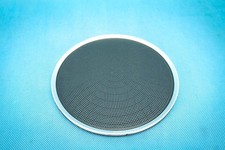 Grille de haut-parleur, porte