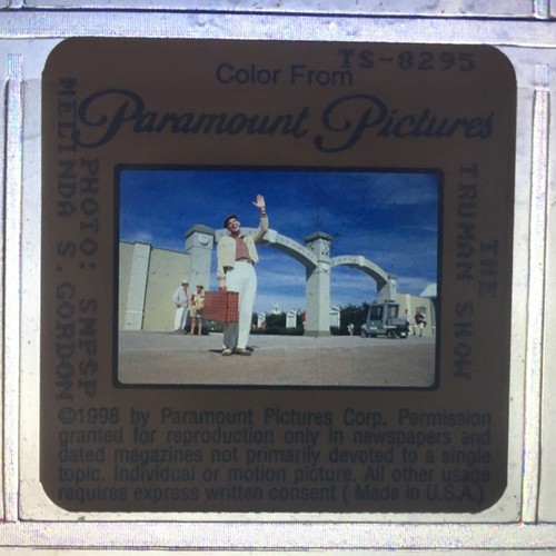 The truman show press - show,