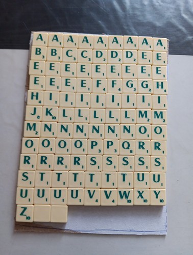 Lettres scrabble - scrabble, (102)