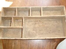 Ancien CASIER de rangement en bois; 8 compartiments