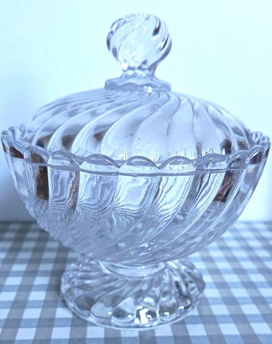 Vintage baccarat c1950 belle - vintage,