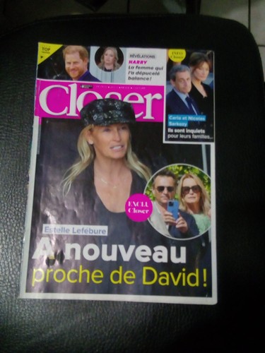 REVUE**CLOSER**ESTELLE