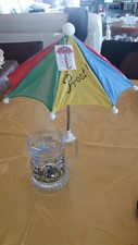 CHOPE DE BIERE AVEC PARASOL